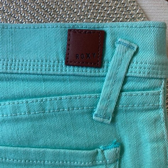 Roxy Mint Green Denim Shorts NWOT - Picture 4 of 8